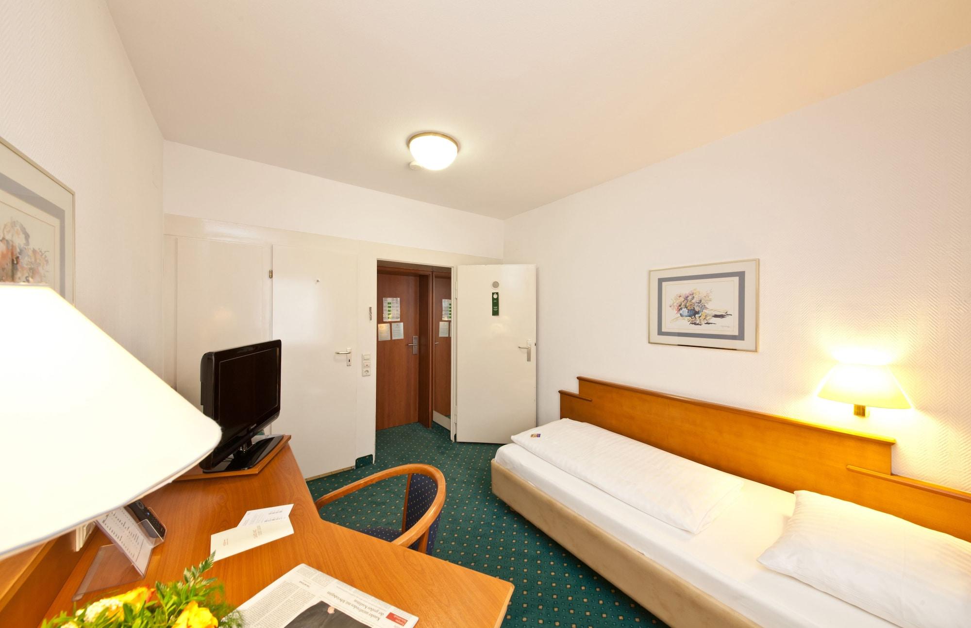 Hotel Boulevard Stuttgart Bagian luar foto