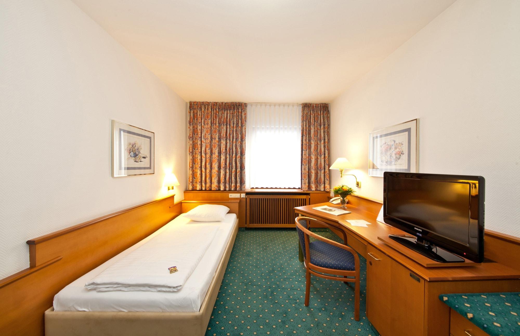Hotel Boulevard Stuttgart Bagian luar foto