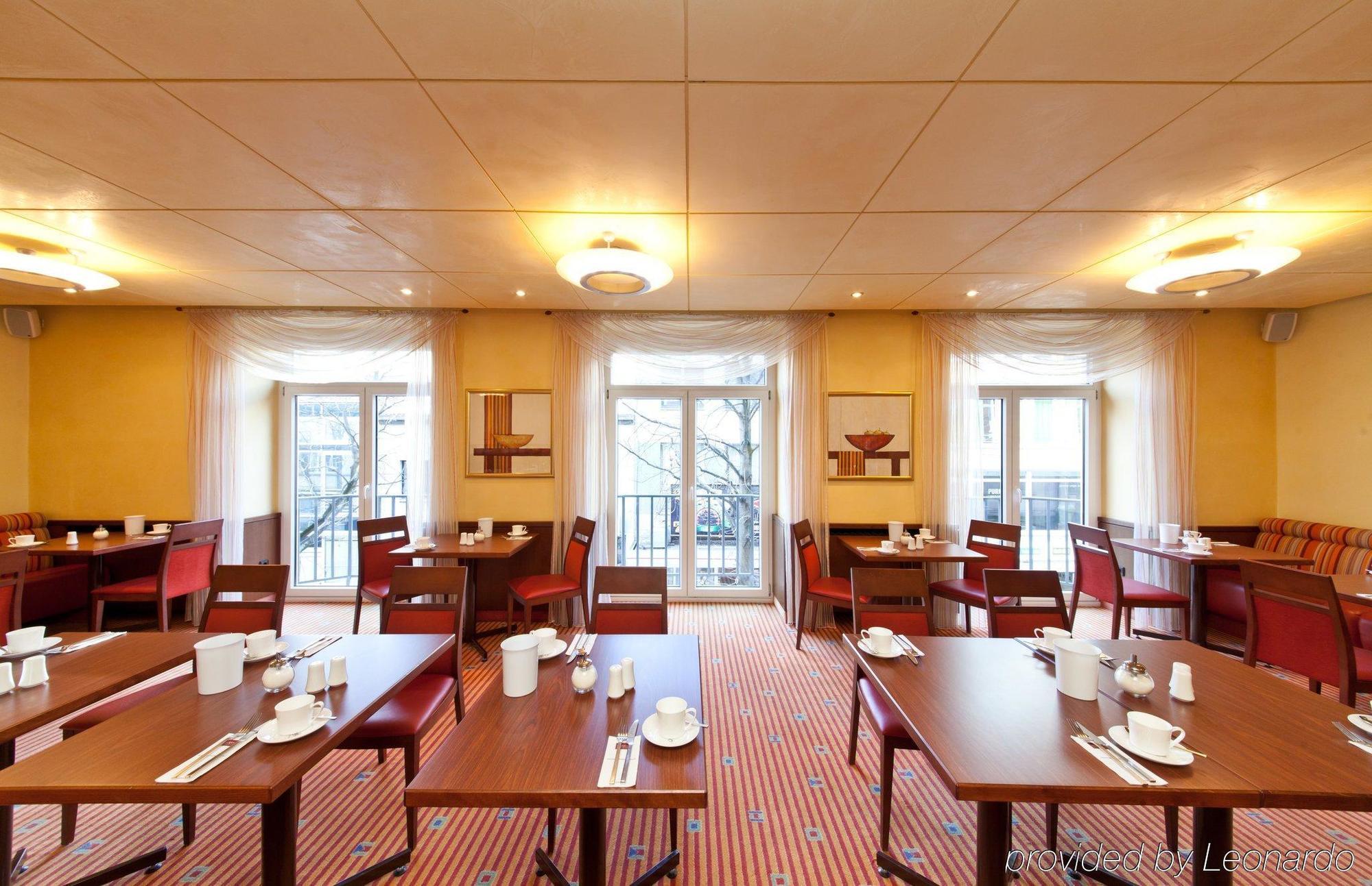 Hotel Boulevard Stuttgart Bagian luar foto