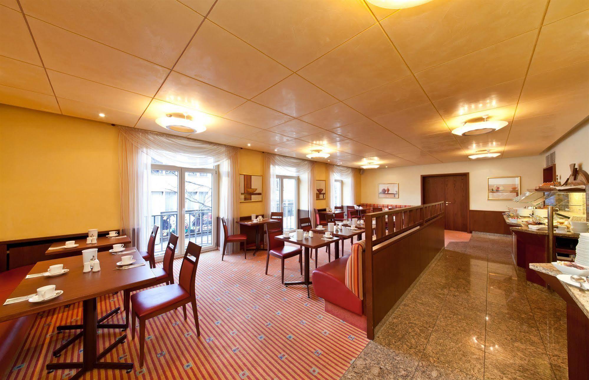 Hotel Boulevard Stuttgart Bagian luar foto